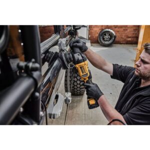 Аккумуляторная полировальная машина DEWALT DCM848P2, 18 В, 125 мм, 5500 кол/мин, с 2 АКБ 5 Ач и ЗУ, в сумке (DCM848P2-QW), арт. DCM848P2-QW